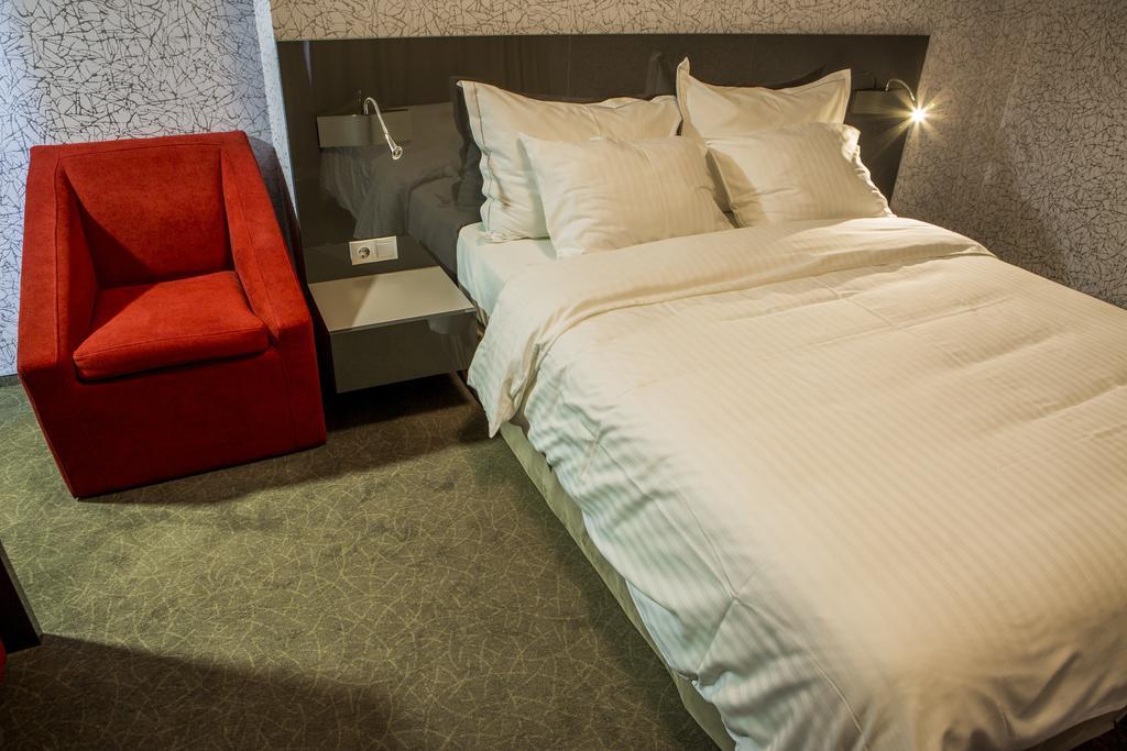 Hotel Tempo Targu Mures Room photo