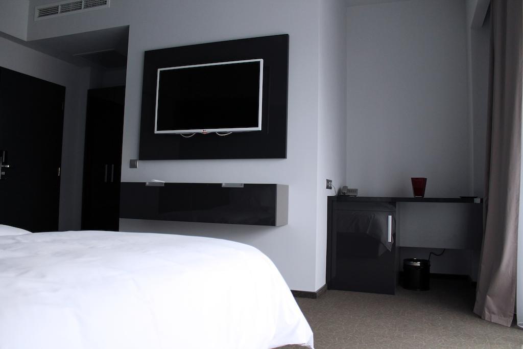Hotel Tempo Targu Mures Room photo